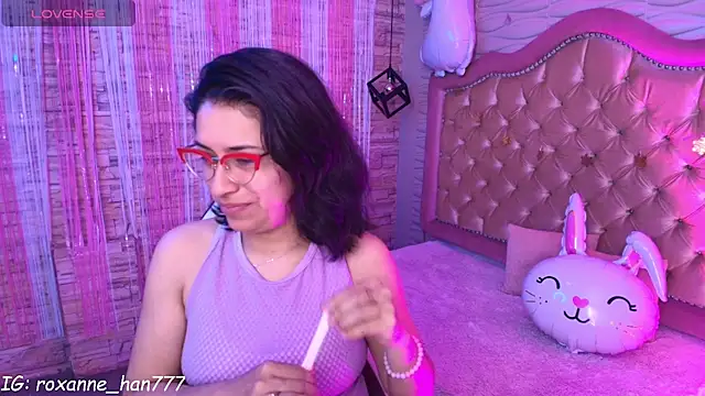 Roxanne Han online show from 03/26/26, 12:25