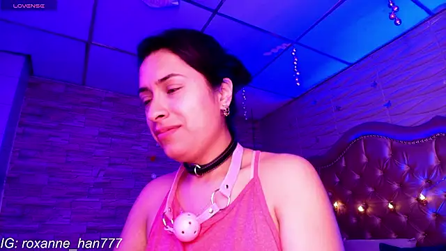 Roxanne Han online show from 03/04/26, 11:51