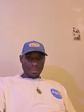 DiabloDicc74 online show from 10/25/25, 05:57