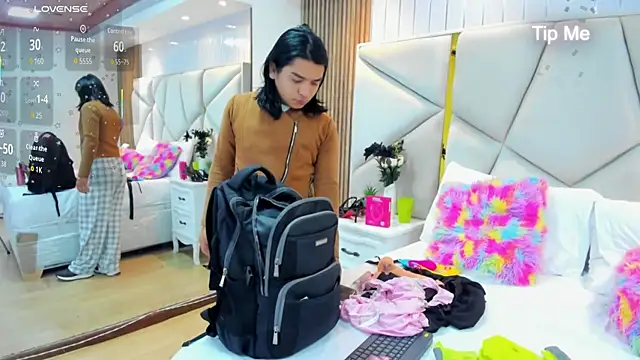 SweetKata  online show from 12/14/25, 11:49