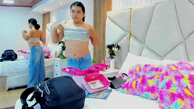 SweetKata  online show from 11/29/25, 12:05