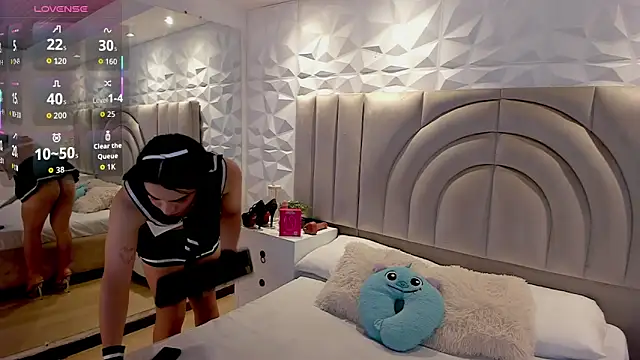 SweetKata  online show from 04/08/26, 07:59