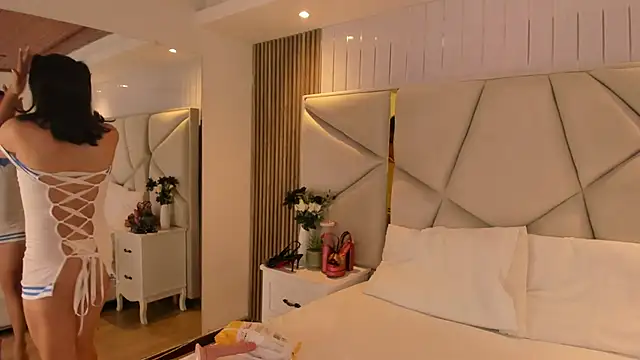 SweetKata  online show from 02/11/26, 07:25