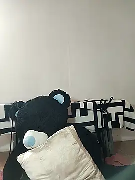 krissy ocampo online show from 10/25/25, 05:57