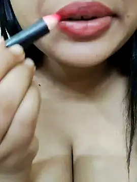 Snapshot of PORI-MONI2025 chatting on 11/30/25, 04:08 PORI-MONI2025 online show from 11/30/25, 04:08