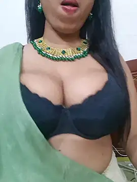 Snapshot of PORI-MONI2025 chatting on 12/16/25, 03:49 PORI-MONI2025 online show from 12/16/25, 03:49