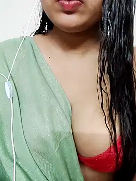 Snapshot of PORI-MONI2025 chatting on 11/21/25, 12:04 PORI-MONI2025 online show from 11/21/25, 12:04