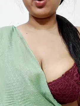 Snapshot of PORI-MONI2025 chatting on 11/29/25, 03:12 PORI-MONI2025 online show from 11/29/25, 03:12