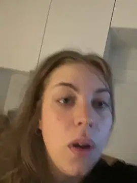 elliepixie online show from 10/27/25, 02:40