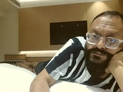 jimforsex1982 online show from 11/10/25, 07:30