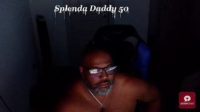 Snapshot of SplendaDaddy50 chatting on 11/17/25, 05:44 SplendaDaddy50 online show from 11/17/25, 05:44