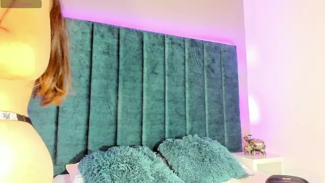 Videl Star online show from 11/17/25, 12:42