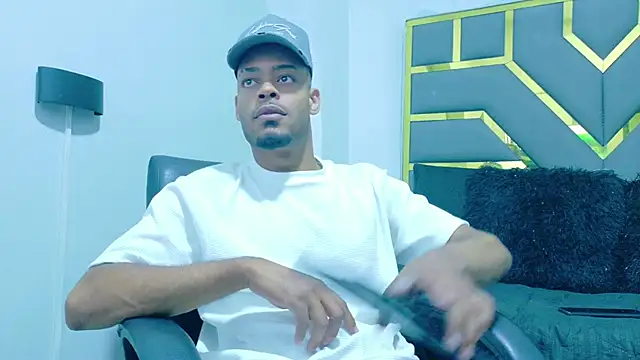 Neytanmalcon online show from 11/24/25, 09:48