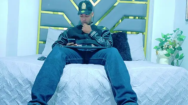 Neytanmalcon online show from 11/23/25, 11:42