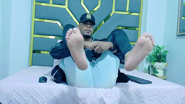 Neytanmalcon online show from 11/20/25, 08:53