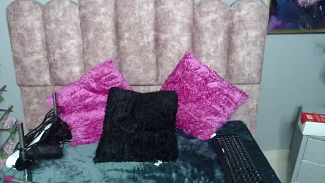 jannakissh online show from 11/10/25, 09:09