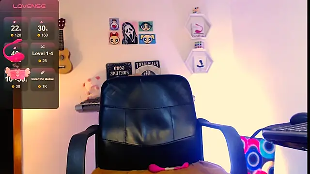 Snapshot of AdelineEsposito chatting on 02/27/26, 02:45 AdelineEsposito online show from 02/27/26, 02:45