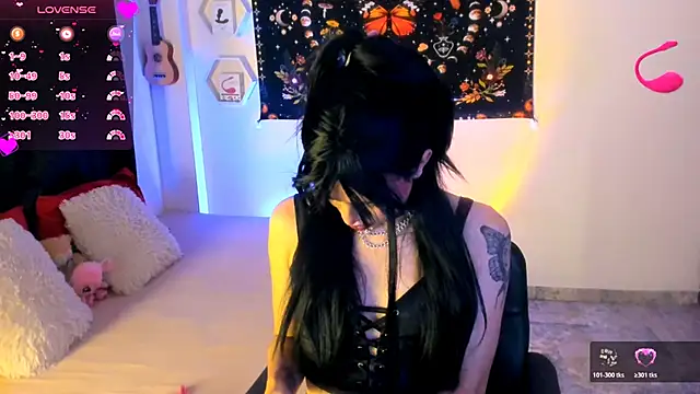 AdelineEsposito online show from 11/03/25, 04:28