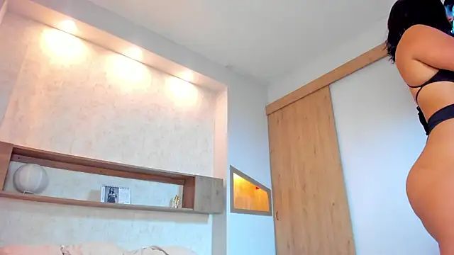 sophie duval online show from 04/26/26, 02:47