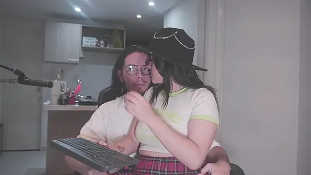 dan and daya online show from 11/10/25, 02:27