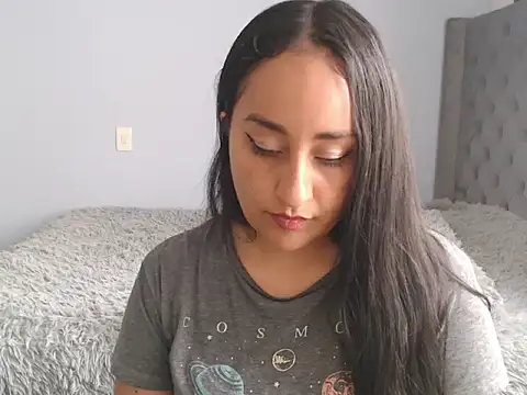 cute8smile online show from 11/05/25, 05:27