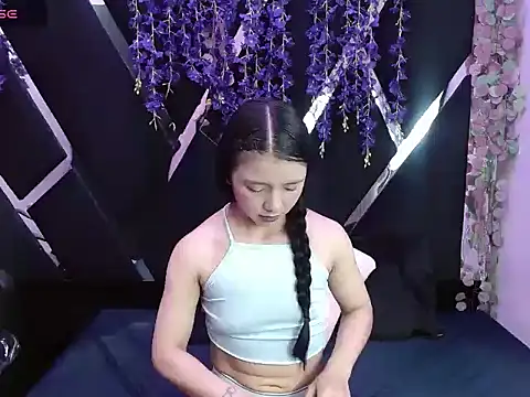 JulietaDiamond online show from 12/02/25, 07:37