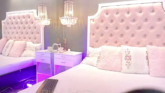 LaurenBecker  online show from 02/27/26, 11:59