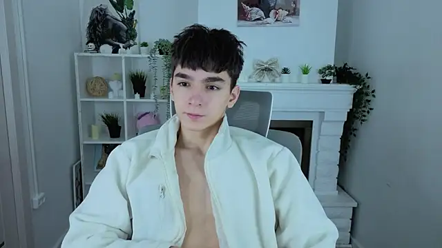 YamiTwink online show from 12/14/25, 08:47