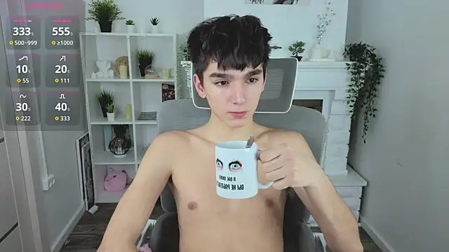 YamiTwink online show from 01/06/26, 08:35