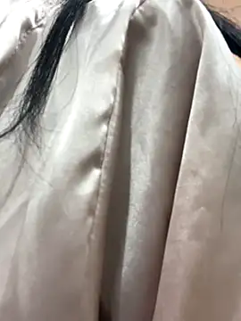 AbbyHank2 online show from 11/18/25, 04:43