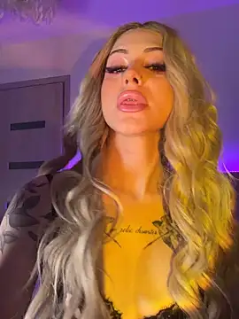 NovaPearl online show from 11/01/25, 07:19