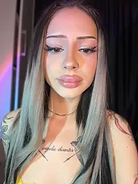 NovaPearl online show from 04/28/26, 07:40