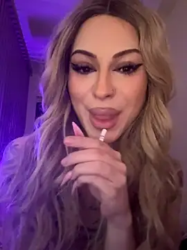 NovaPearl online show from 11/02/25, 08:36