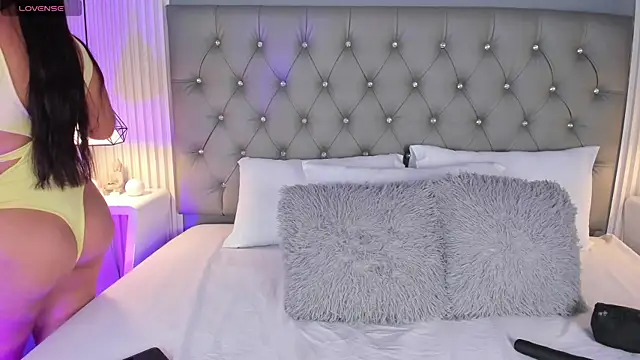 Anasha21 online show from 03/31/26, 04:36