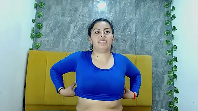 amara leoncm online show from 11/08/25, 03:21