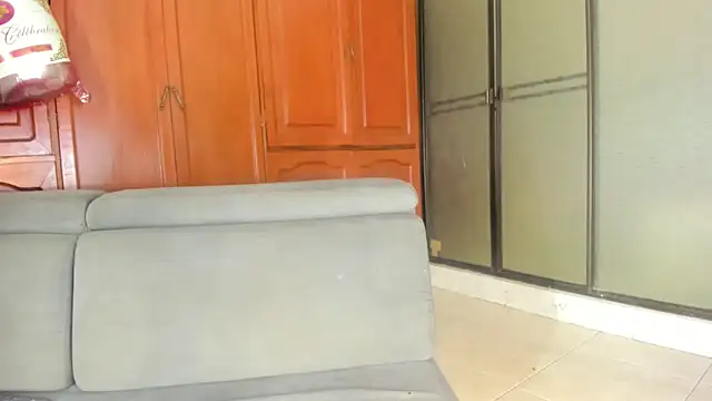 shopy horny online show from 12/05/25, 07:07