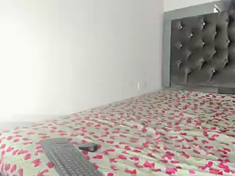 shopy horny online show from 11/30/25, 04:41