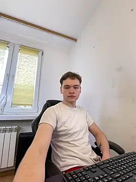 danielxfun online show from 12/21/25, 11:12