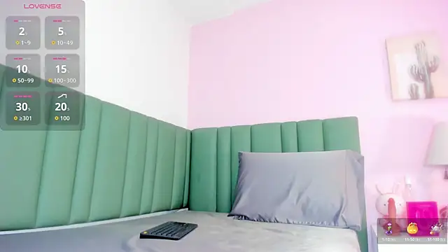 eimy mason online show from 10/26/25, 07:47