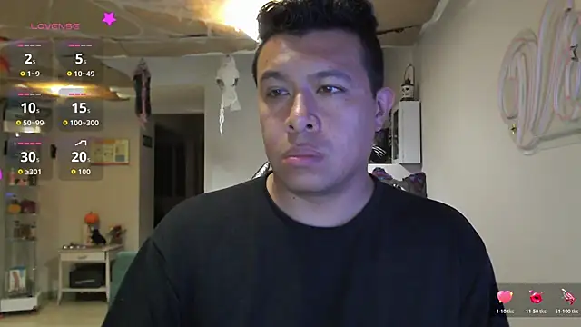Snapshot of mrpandacol89 chatting on 10/22/25, 11:14 mrpandacol89 online show from 10/22/25, 11:14