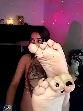 SharonSalazar online show from 04/11/26, 01:13