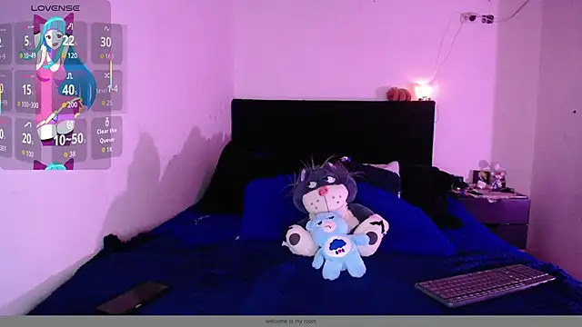 SharonSalazar online show from 10/30/25, 02:43