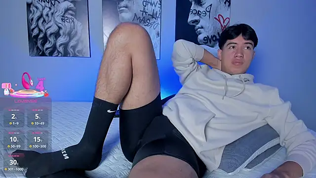 Snapshot of PabloCast_ chatting on 11/26/25, 11:54 PabloCast online show from 11/26/25, 11:54