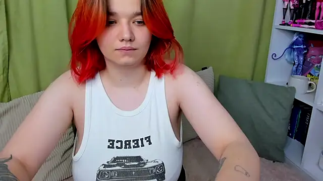 Snapshot of Edna__Johnnson chatting on 10/26/25, 12:27 Edna  Johnnson online show from 10/26/25, 12:27