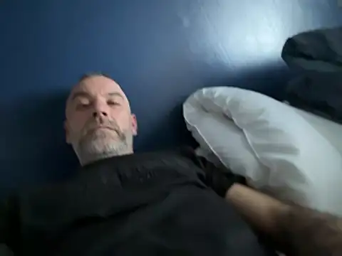 plymouthlad82 online show from 12/03/25, 02:27