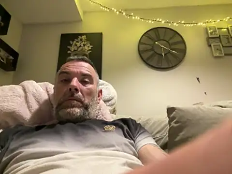 plymouthlad82 online show from 04/03/26, 11:22