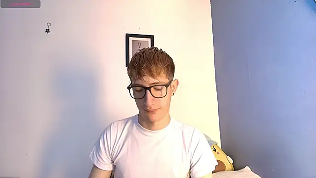 Snapshot of Erick_Taylor3 chatting on 05/08/26, 08:12 Erick Taylor3 online show from 05/08/26, 08:12