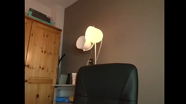 Erick Taylor3 online show from 12/14/25, 08:14