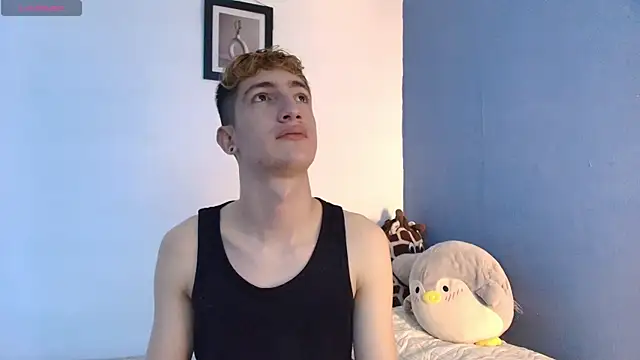 Snapshot of Erick_Taylor3 chatting on 06/18/26, 07:52 Erick Taylor3 online show from 06/18/26, 07:52