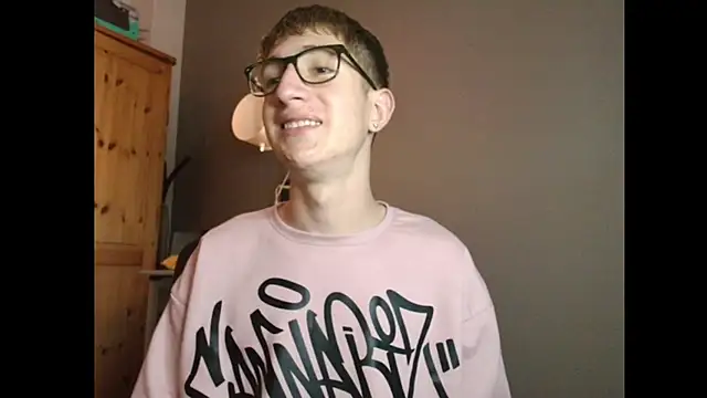 Erick Taylor3 online show from 12/15/25, 08:14